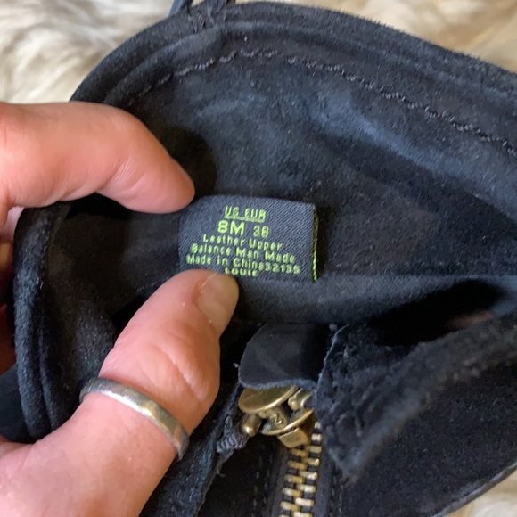 Sam Edelman - Suede Louie Bootie - Picture 8 of 9